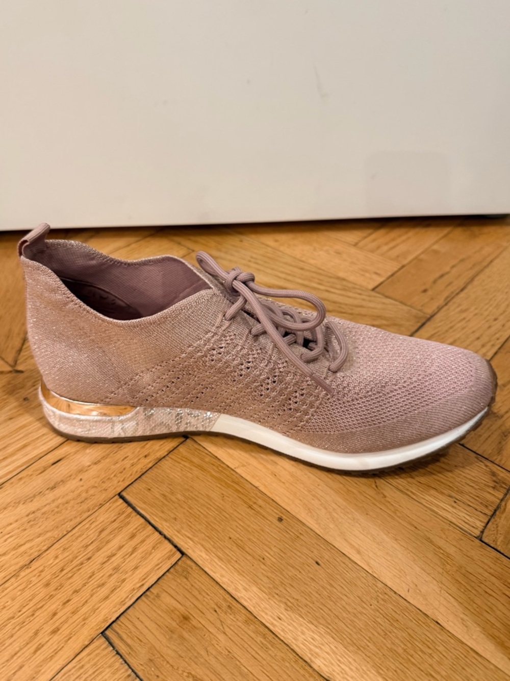14th & Union Sneakers Size 12 – Blush Pink, Knit, Gold Metallic Heel Detail